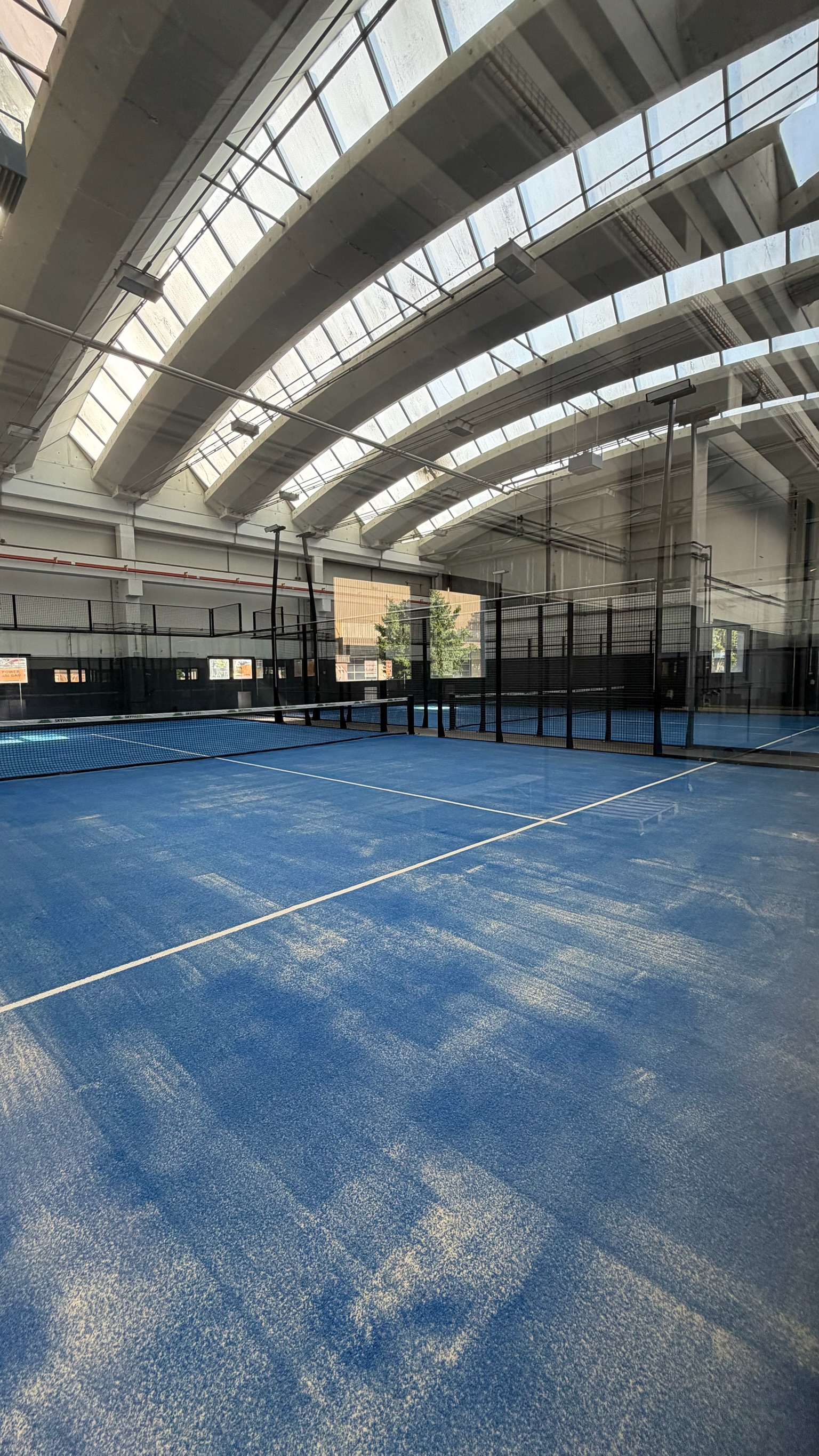 Indoor Padel Halle in Schaan